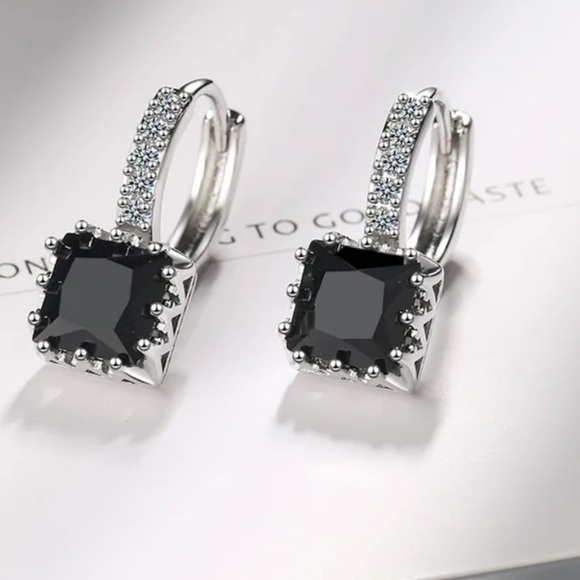 New Halo Black Onyx Sterling Silver Earring - Picture 5 of 7